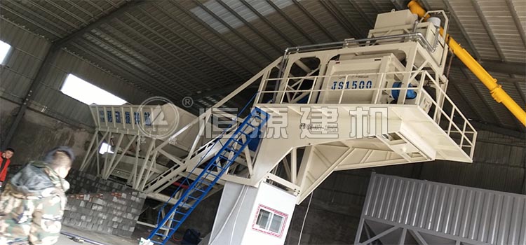 山東臨沂75型移動攪拌站，客戶安裝現場