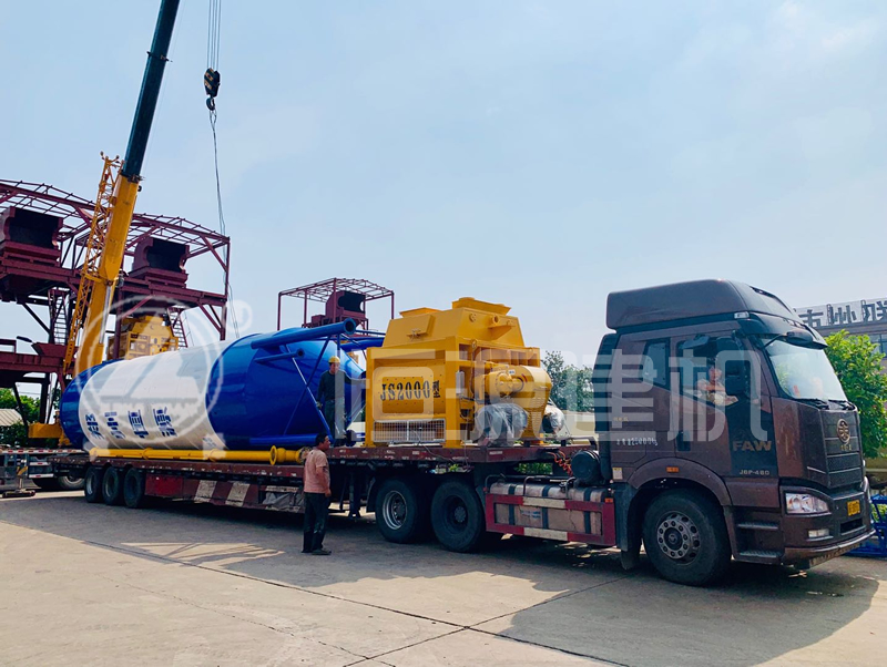 標準配置hzs120混凝土攪拌站裝車發貨